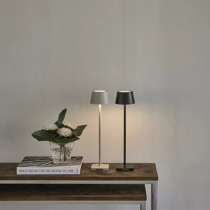 Luminee USB Table lamp