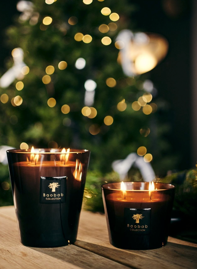 Les Prestigieuses Cuir de Russie Candle