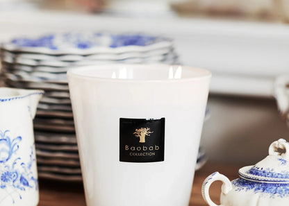 Les Prestigieuses Pierre De Lune Candle