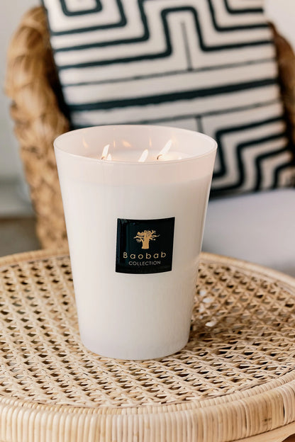 Les Prestigieuses Pierre De Lune Candle